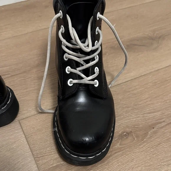 Dr. Martens Ankle Boots - Picture 3 of 11
